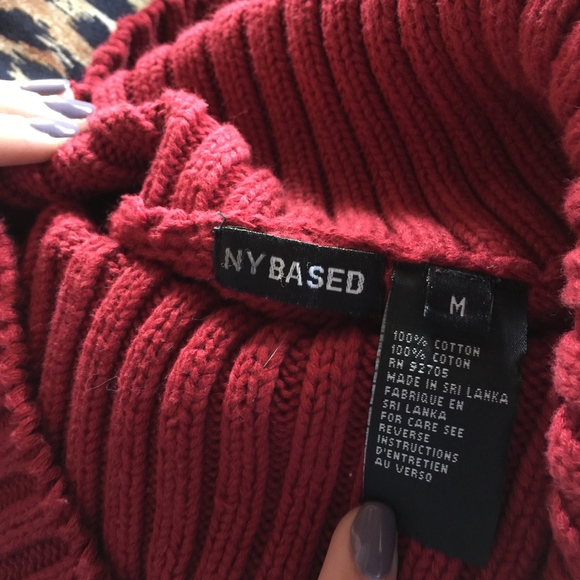 Red Collared Sweater Size Medium - Picture 3 of 3